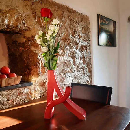 Apartamento Relais Borgo Lizori *