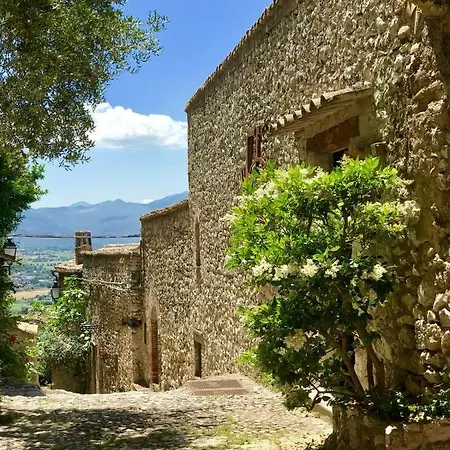 Relais Borgo Lizori * كامبيلو سول كليتونو